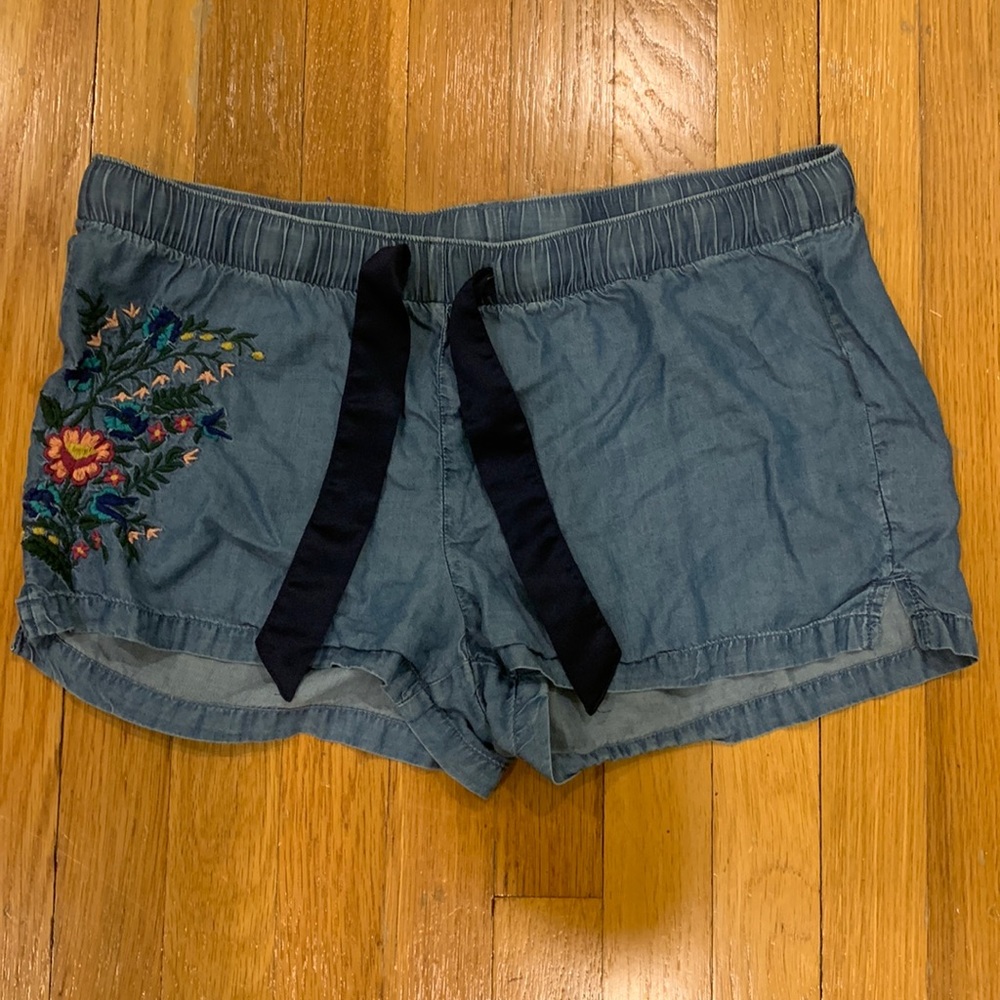 Old Navy Blue Embroidered Shorts, Size M